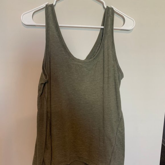 Universal Thread Tank Top - Picture 1 of 4